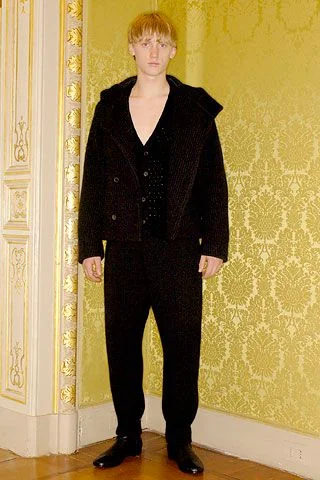 Look 12